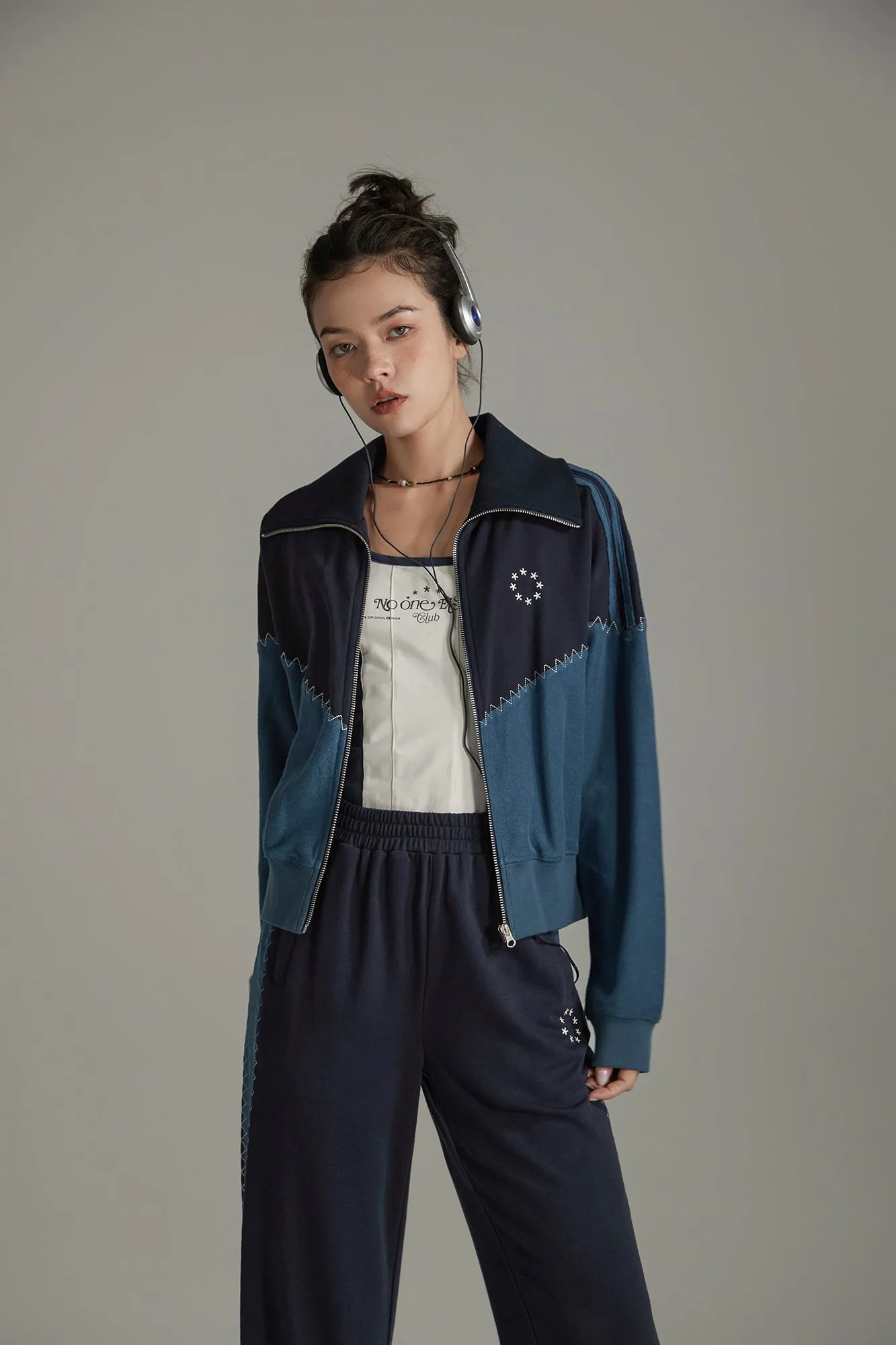 Stitch Color High Neck Zip-Up Jacket